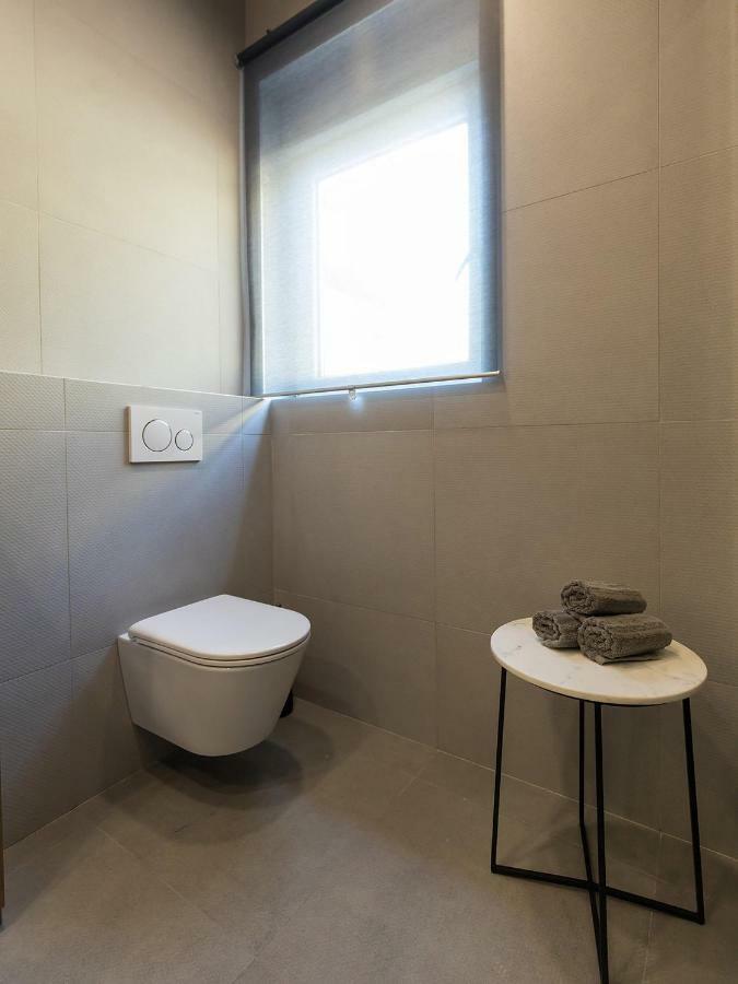 Magnolia - Modern Apartment Near City Center And Sea Πόρετς Εξωτερικό φωτογραφία